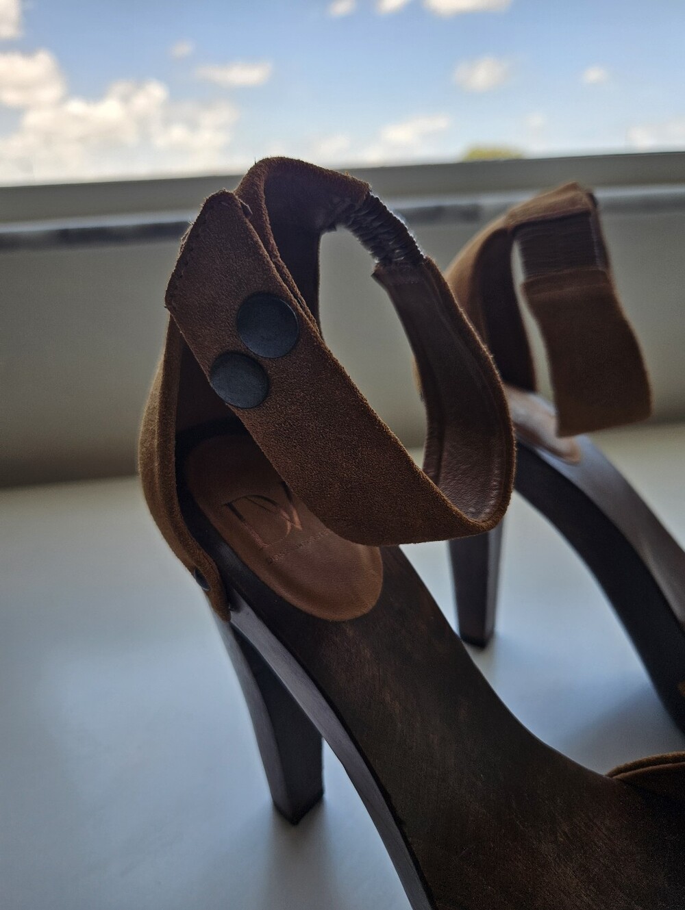 DVF Suede Caramel Wooden High Heel Ankle Strap Sandals - Picture 10 of 14